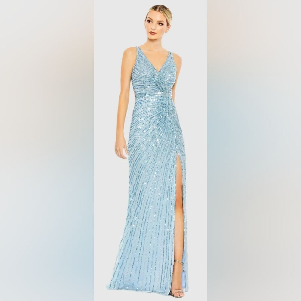 Mac Duggal 5685 Sequined Faux Wrap Sleeveless Gown NWT Size 10 Ice Blue
